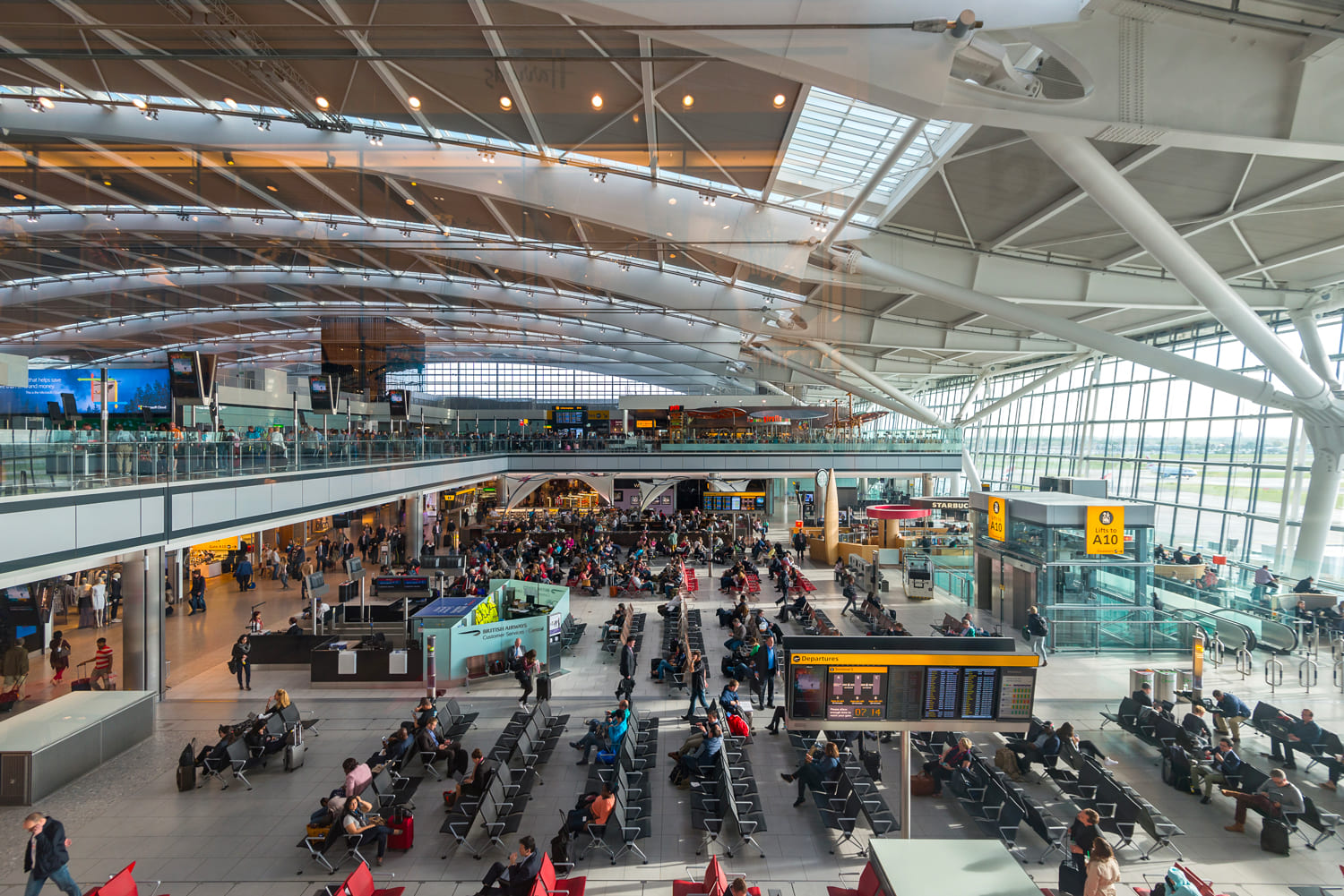 Heathrow Airport: 1-Way Meet Greet Transfer To London, 50% OFF